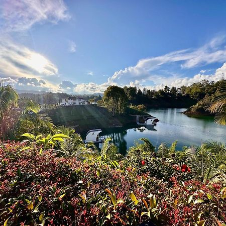 Casa Flotante La Trinidad Hotell Guatapé Eksteriør bilde