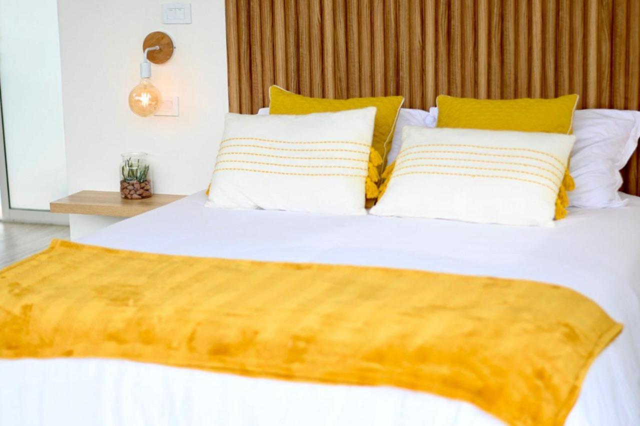 Casa Flotante La Trinidad Hotell Guatapé Eksteriør bilde