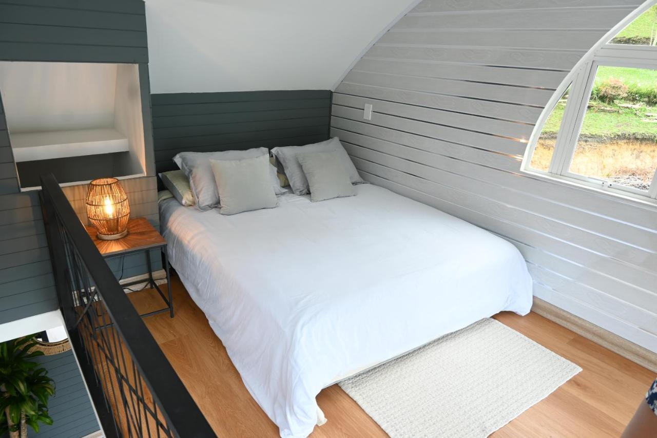 Casa Flotante La Trinidad Hotell Guatapé Eksteriør bilde